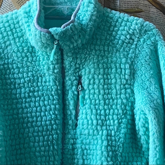 (CLOSET CLOSING FINAL SALE) LIKE NEW Steve Madden Faux Fur Jacket (Mint Green) - Picture 3 of 4